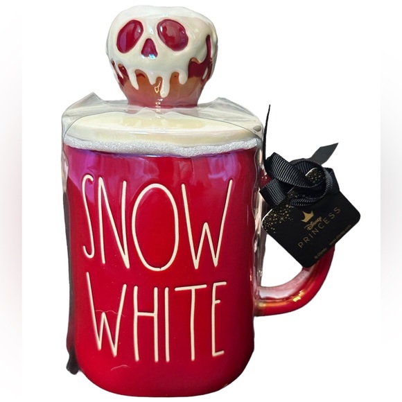 ©️Rae Dunn SNOW WHITE mug - Picture 1 of 1